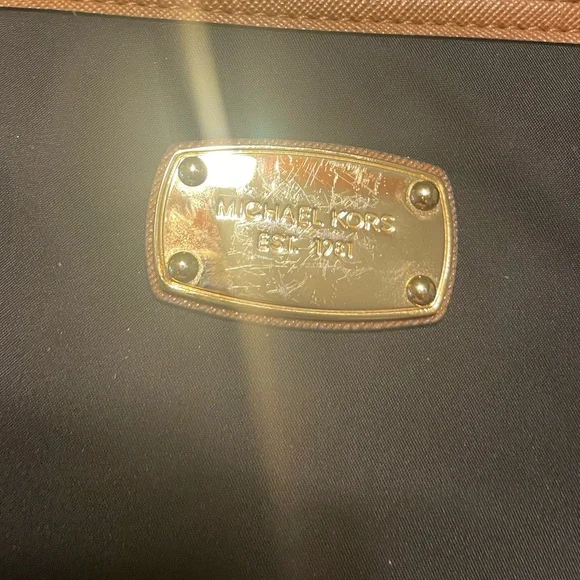 Michael Kors Kempton Black Nylon & Tan Leather Zip Top Tote Bag - Picture 9 of 12